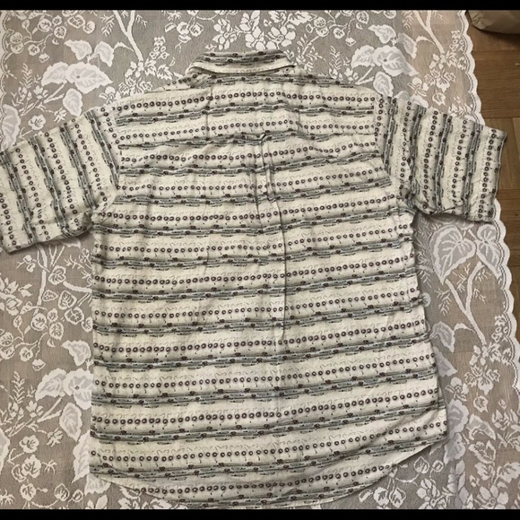 Woolrich Men’s Rod and Bouy Shirt - Picture 2 of 5